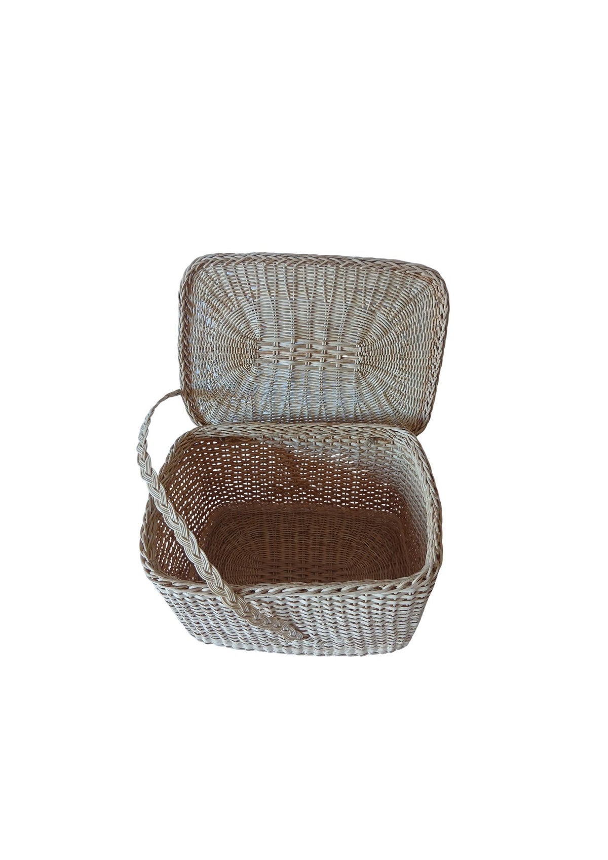Cesta pequena estilo piquenique com tampa e abertura lateral, alça trançada, em fibra natural